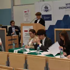 FINAL OF THE OXFORD DEBATE TOURNAMENT